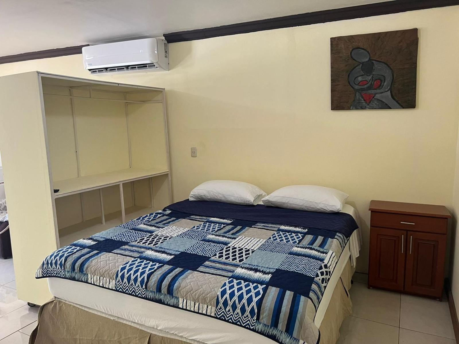 Open House Apartment *